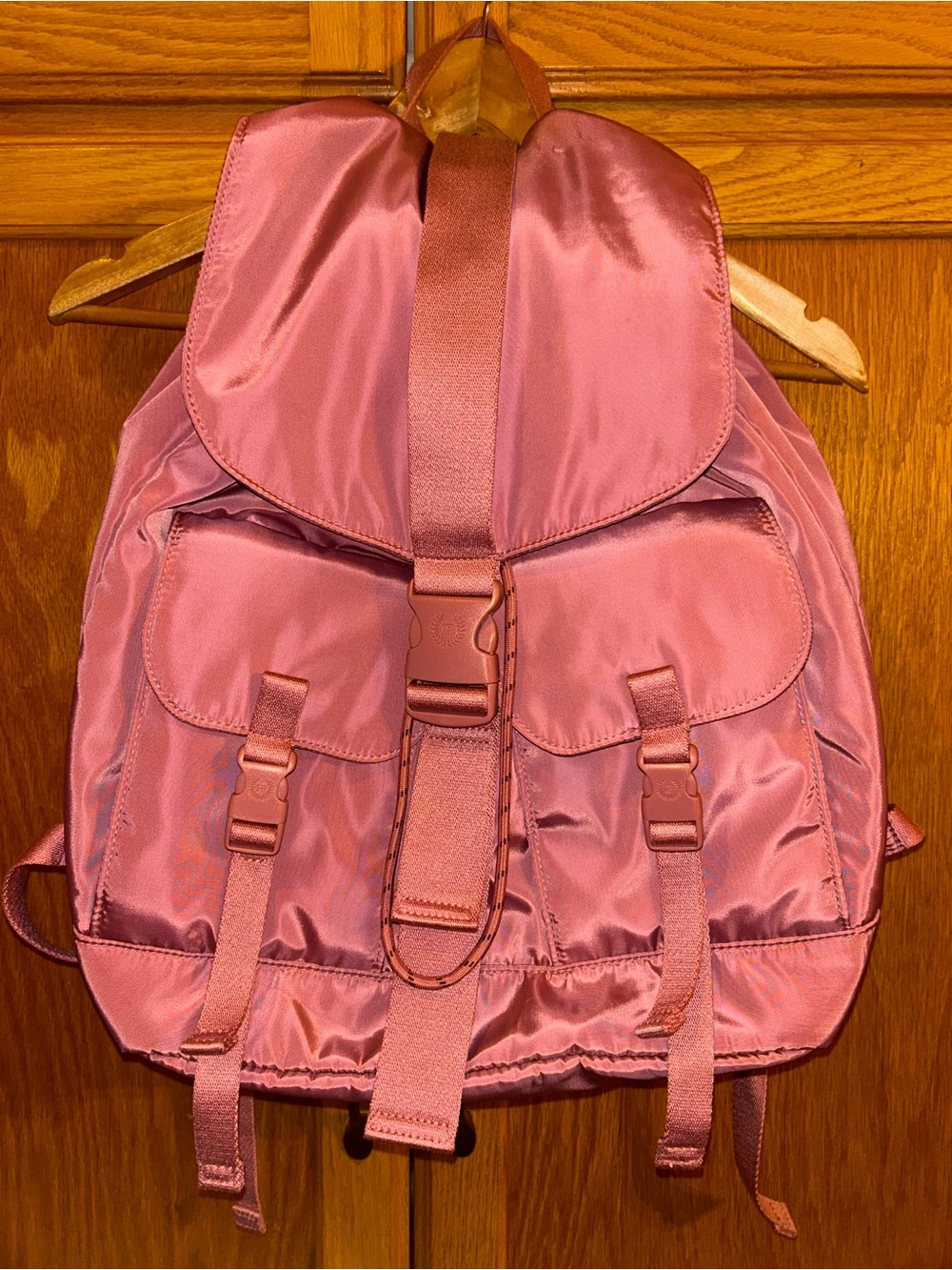 NWOT Victoria’s Secret Nylon Cargo Backpack - Picture 5 of 6